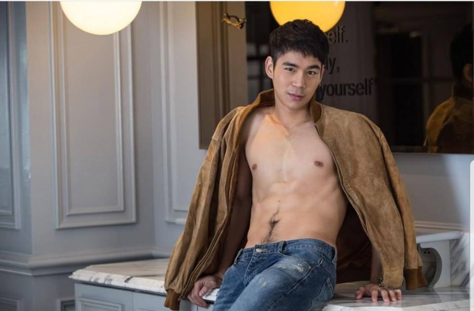 หล่อมาก หนุ่มเอิร์ล คนนี้ พี่ว่าแซ่บมาก