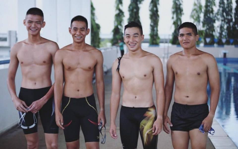 โปรดรุมฉัน