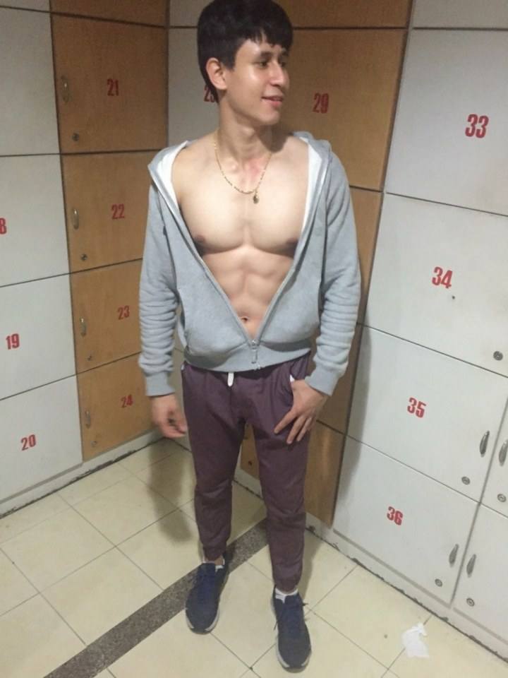 คนไหนบังอาจรูดซิปหรือติดกระดุม  โดนตีแน่ค่ะ 3,066