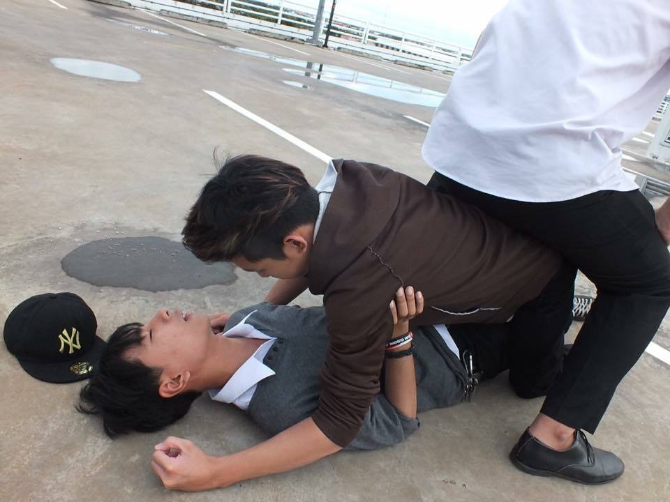 ผู้ชายเขาเล่นกัน  3,071