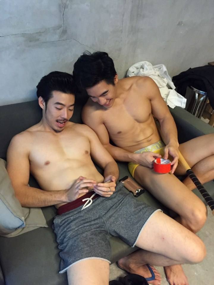ผู้ชายเขาเล่นกัน  3,071