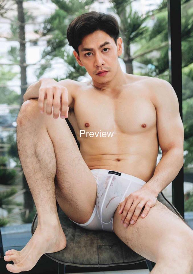 หนุ่มหล่อขึ้นปก 56
