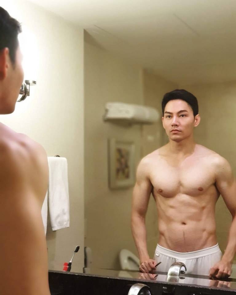 งานดี หนุ่มนิคกี้ หล่อ หุ่นดี
