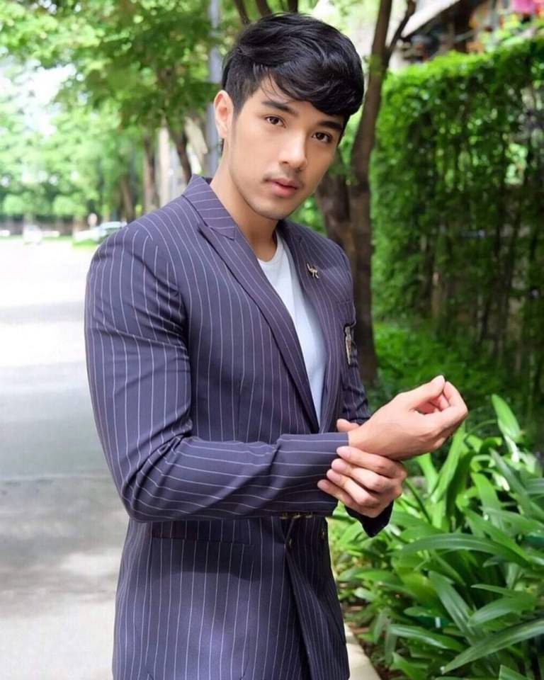 หล่อ หุ่นดี ธ๊อป ณฐนน พี่ว่างานดีอยู่นะ