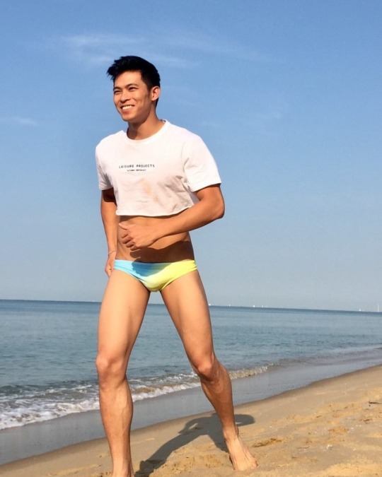 หนุ่มหล่อขึ้นปก 58