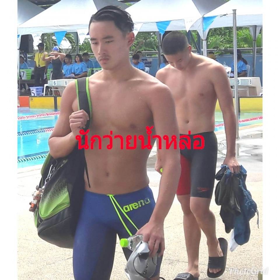 น้องเอส นักว่ายน้ำสุดหล่อโตแล้ว