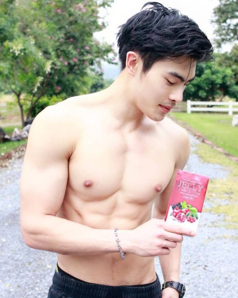 ซันนายแบบขาวรักแร้ดก