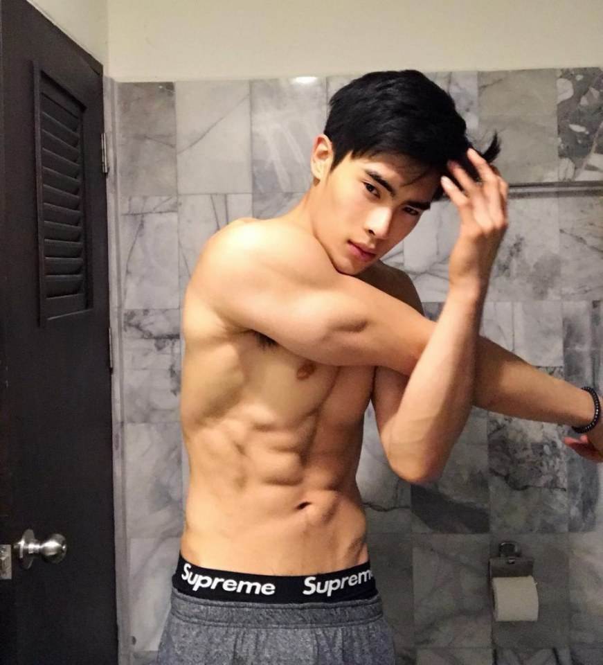 ซันนาย..ขาวรักแร้ดกแซ่บ
