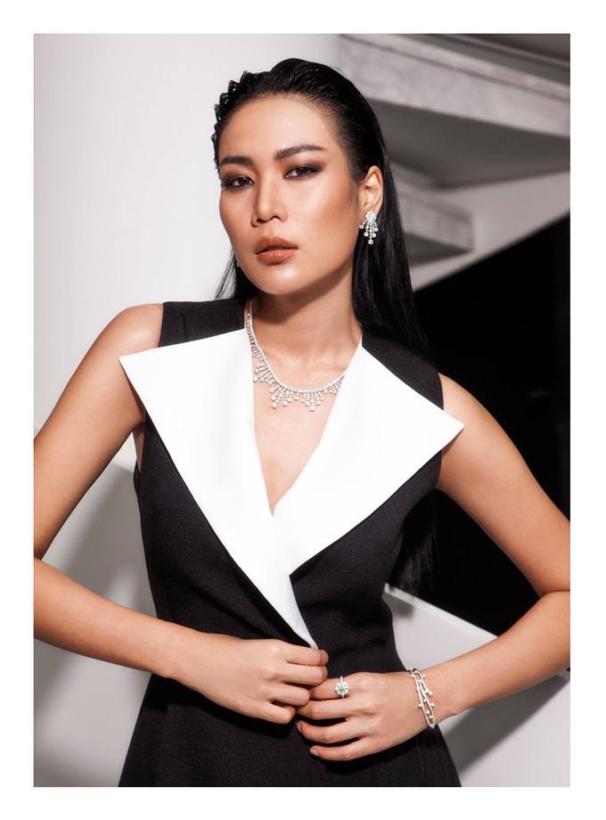 นิ้ง-โศภิดา @ AROUND Magazine issue 104 November 2018