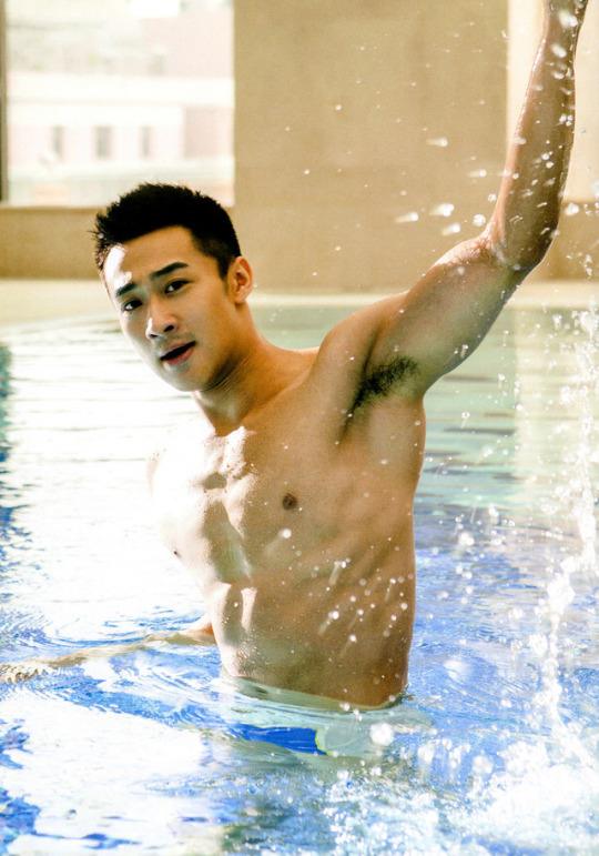I love Asian hunks