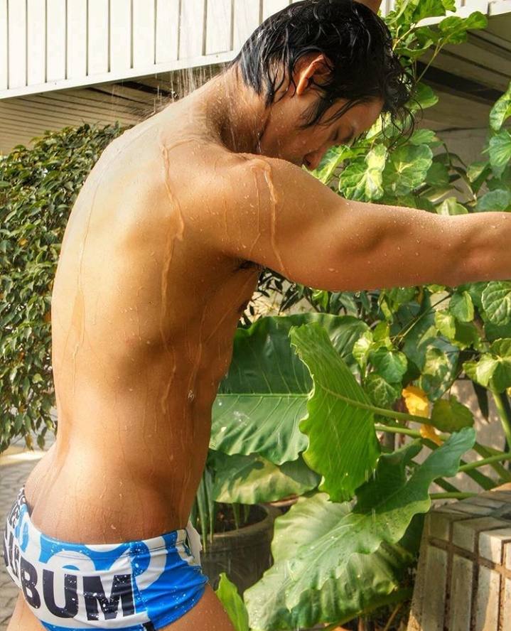 ดีต่อใจ#295(อาบน้ำ..กับหนุ่มๆ)