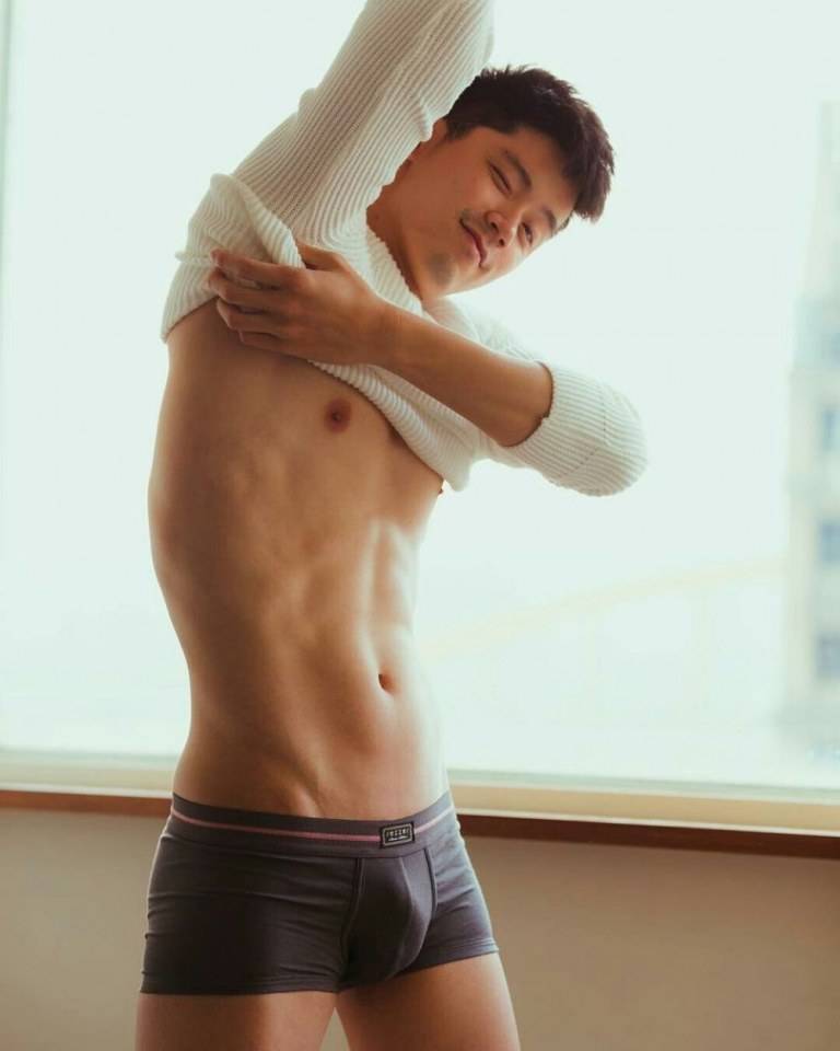 คอแห้ง อยากกินน้ำจัง