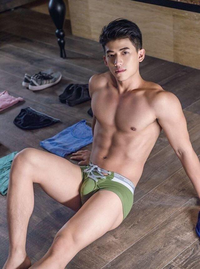 คอแห้ง อยากกินน้ำจัง