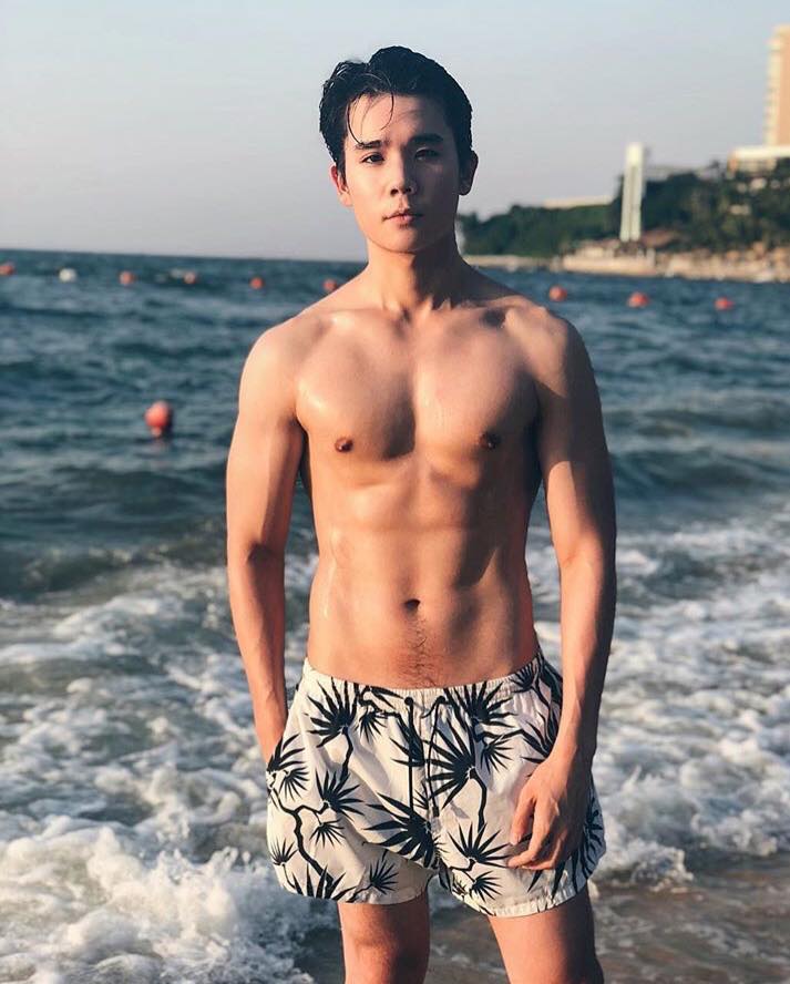 หมอจิมมี่ หล่อน่ากอด