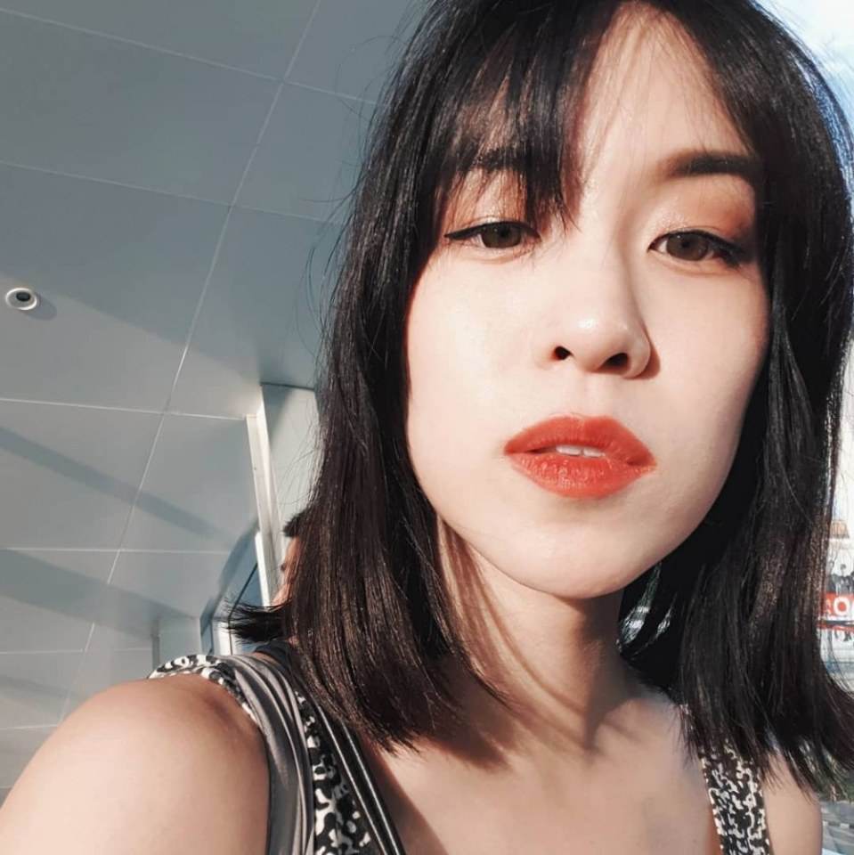 พลอย หอวัง YouTube channel: Horwang Sisters