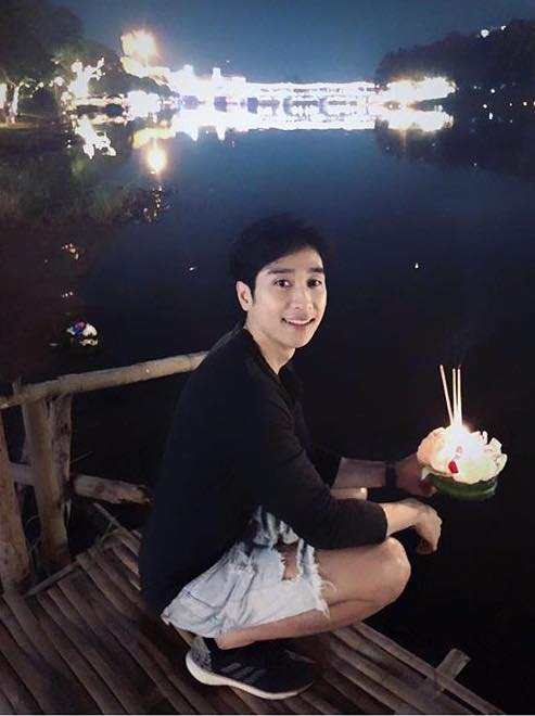 หนุ่มหล่อ ลอยกระทง2019
