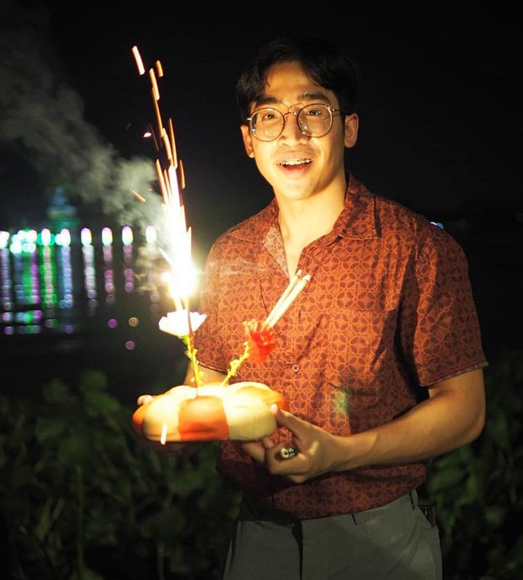 หนุ่มหล่อ ลอยกระทง2019