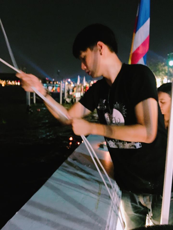 หนุ่มหล่อ ลอยกระทง2019