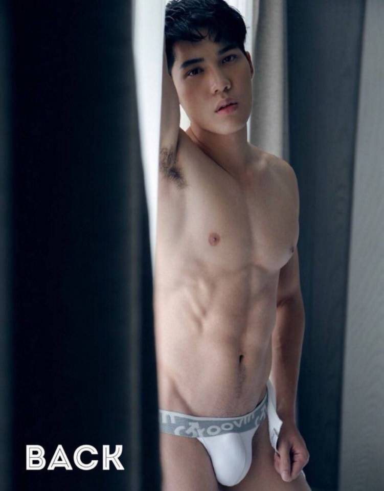ใจมันรัก...ก็ต้องทนไหว
