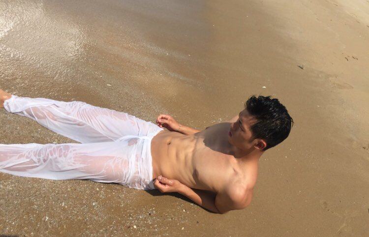 ใจมันรัก...ก็ต้องทนไหว