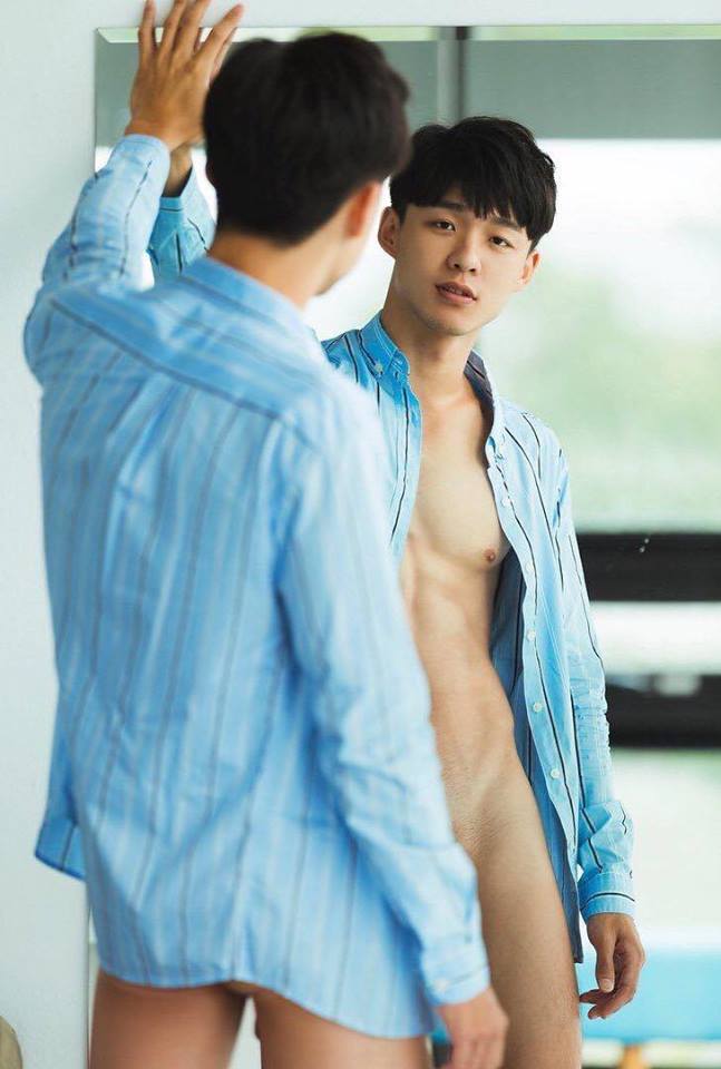 ขาวตี๋ มีกล้าม พิมพ์นิยมเลยฮะ