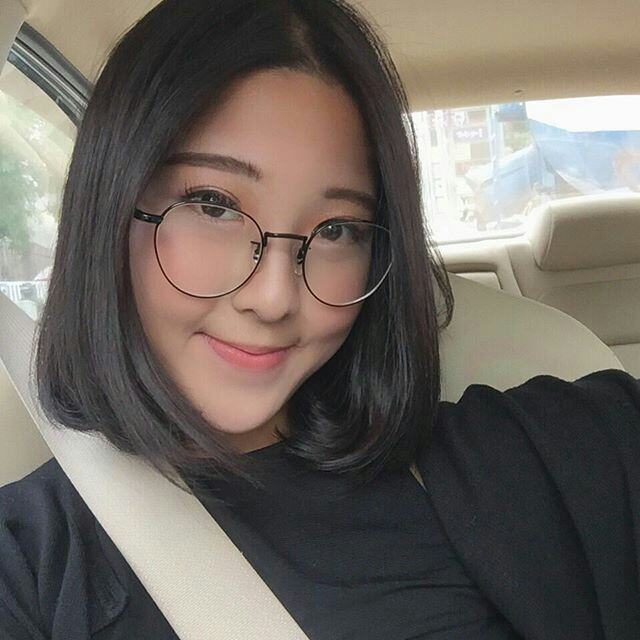 หวาย ปัญญาริสา