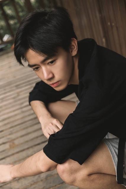 หนุ่มน้อย น่ารัก
