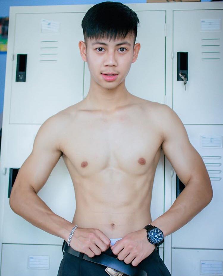 หุ่นแซ่บแต่เด็ก #17