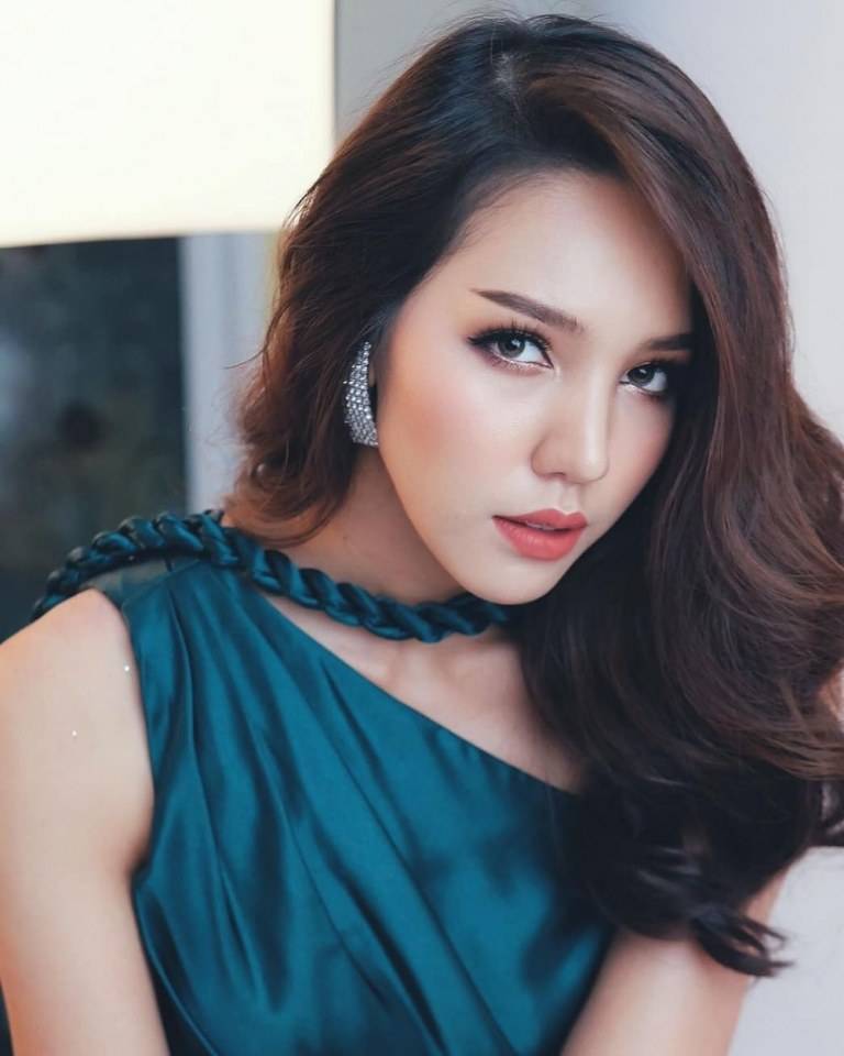 ลูกนำ้้ สกาวรัตน์