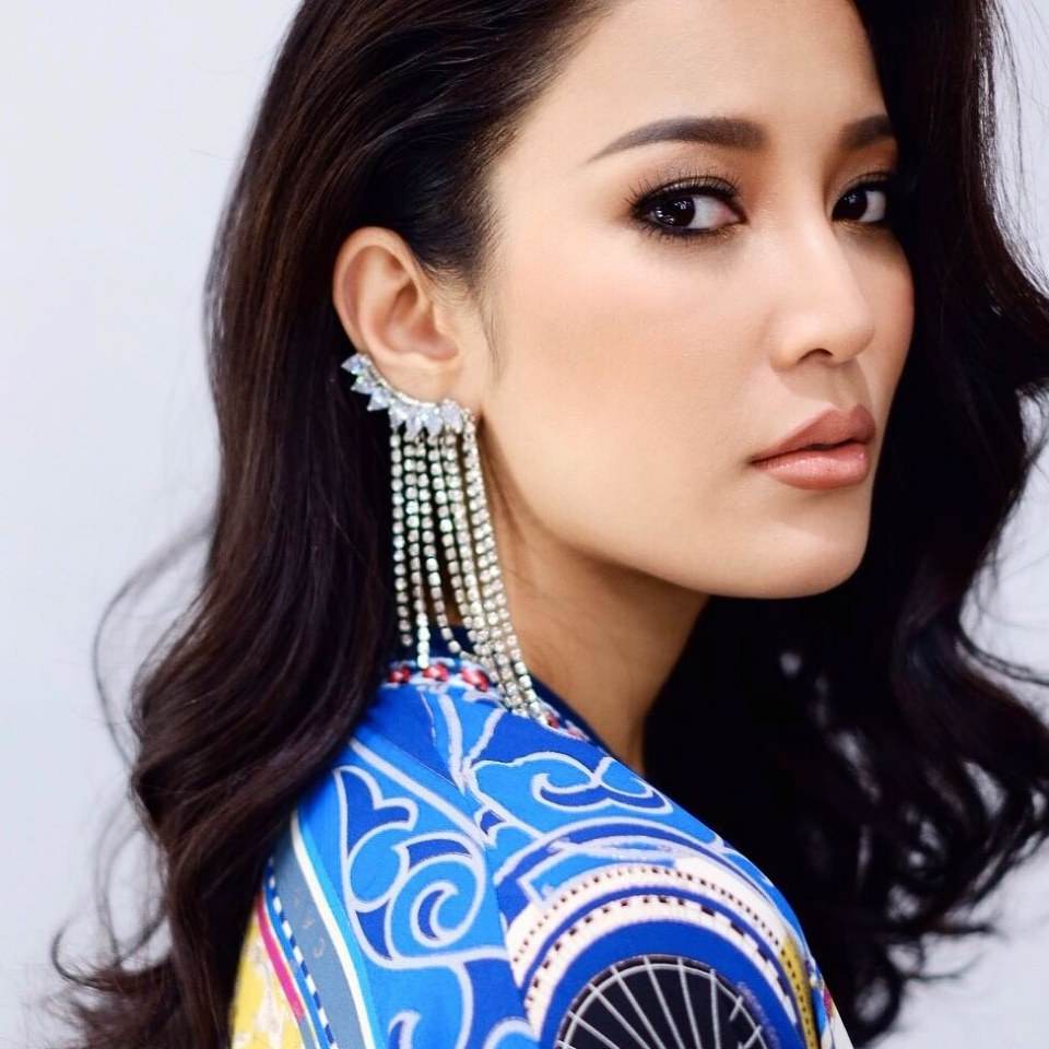เอมมี มรกต