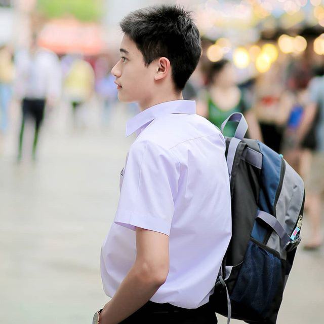 เด็ก(ไม่)น้อย