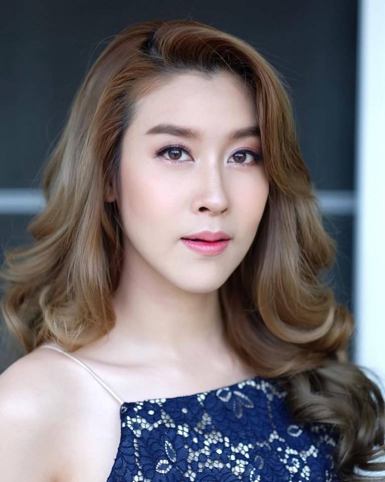 เชียร์ ฑิฆัมพร