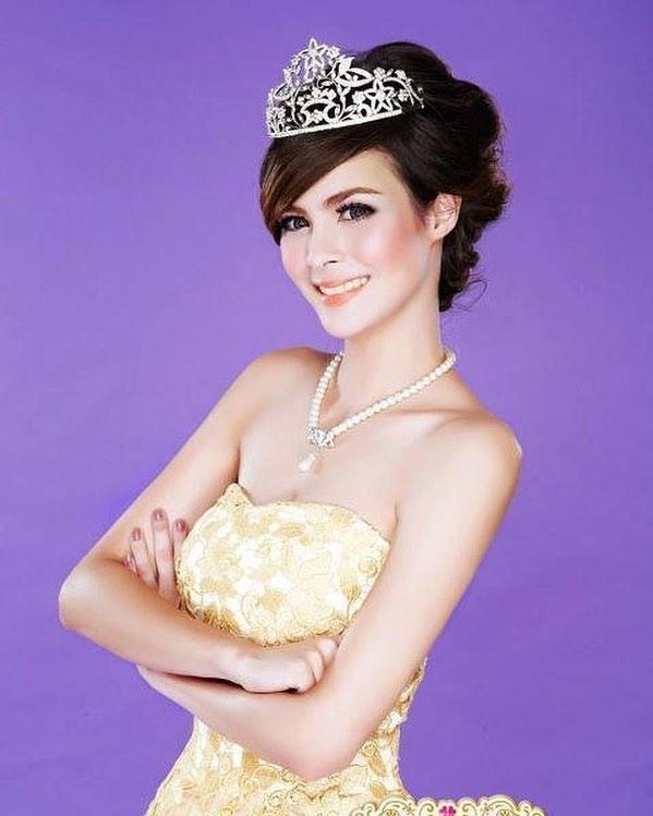 เอมี่​ อา​เมเรีย​
