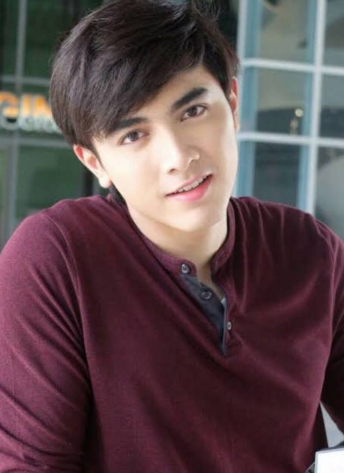ภณ พระเอกกล้ามแน่น