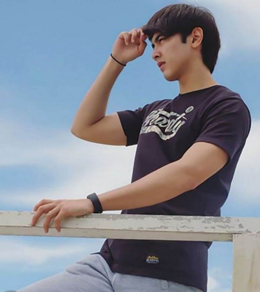 ภณ พระเอกกล้ามแน่น
