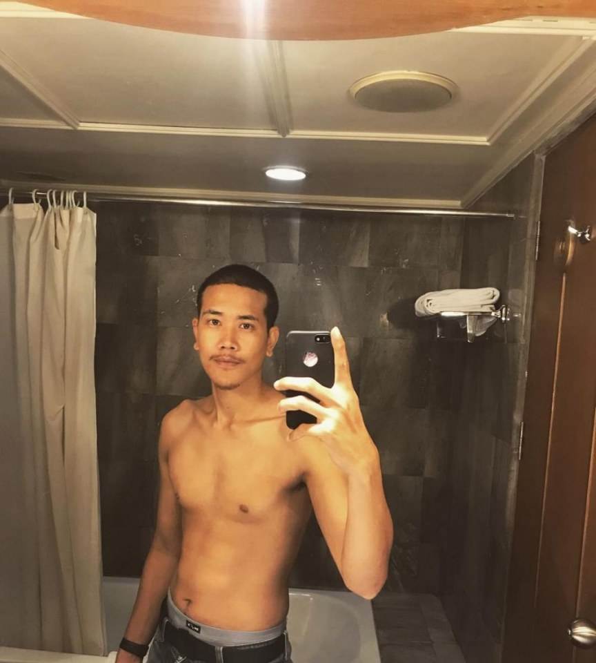 ผู้คุมหล่อ บอกต่อ