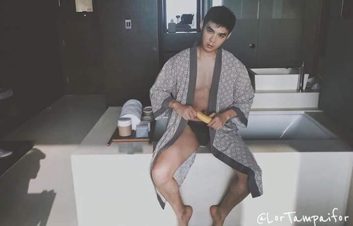 อกแน่น แมน น่าฟัด