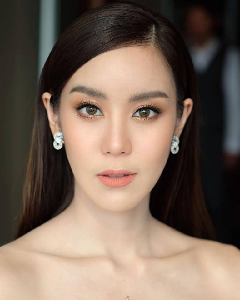 20ดาราที่ขึ้นชื่อว่าเรียบร้อยวางตัวดีในวงการบันเทิงมีใครบ้างมาดู