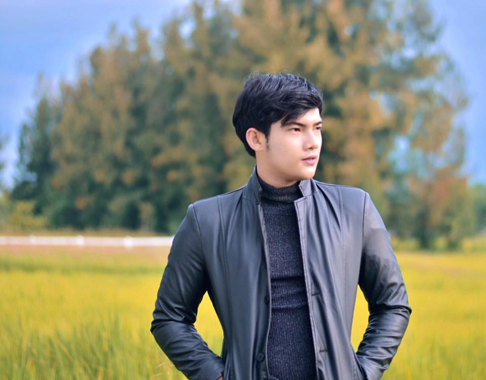 กอล์ฟ ทยาวัฒน์ เรืองไพศาล พระเอกภาพยนตร์ "เจ้าชายในนิยาย"