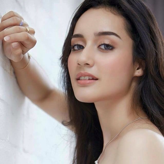 20นางเอก​ช่อง​3เปลี่ยน​ชื่อ​หรือนามสกุลเข้าวงการ​มีใครบ้างมาดู