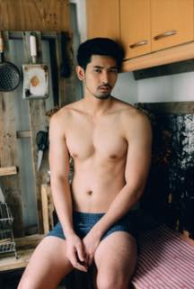หนุ่มหล่อขึ้นปก 61