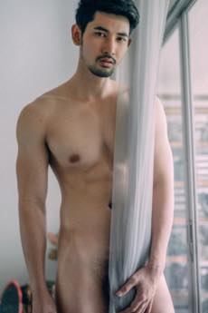 หนุ่มหล่อขึ้นปก 61