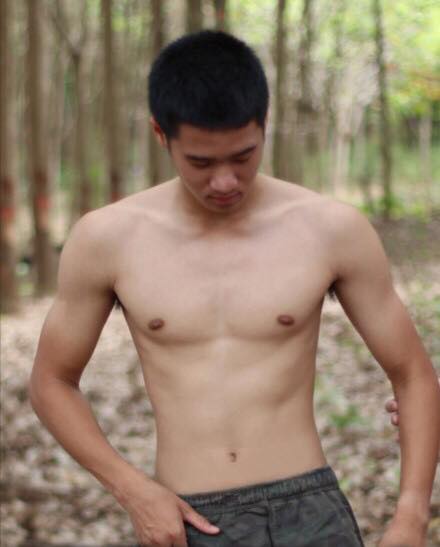 หนุ่มหล่อขึ้นปก 62