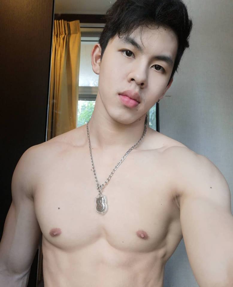 หิวนมทุกทีที่ได้อัพรูป