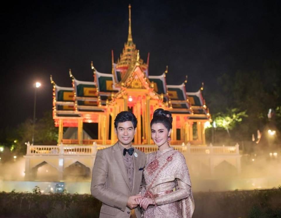 "งานอุ่นไอรัก คลายความหนาว ครั้งที่ 2"