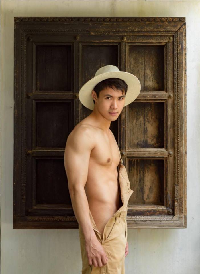 หนุ่มหล่อขึ้นปก 68