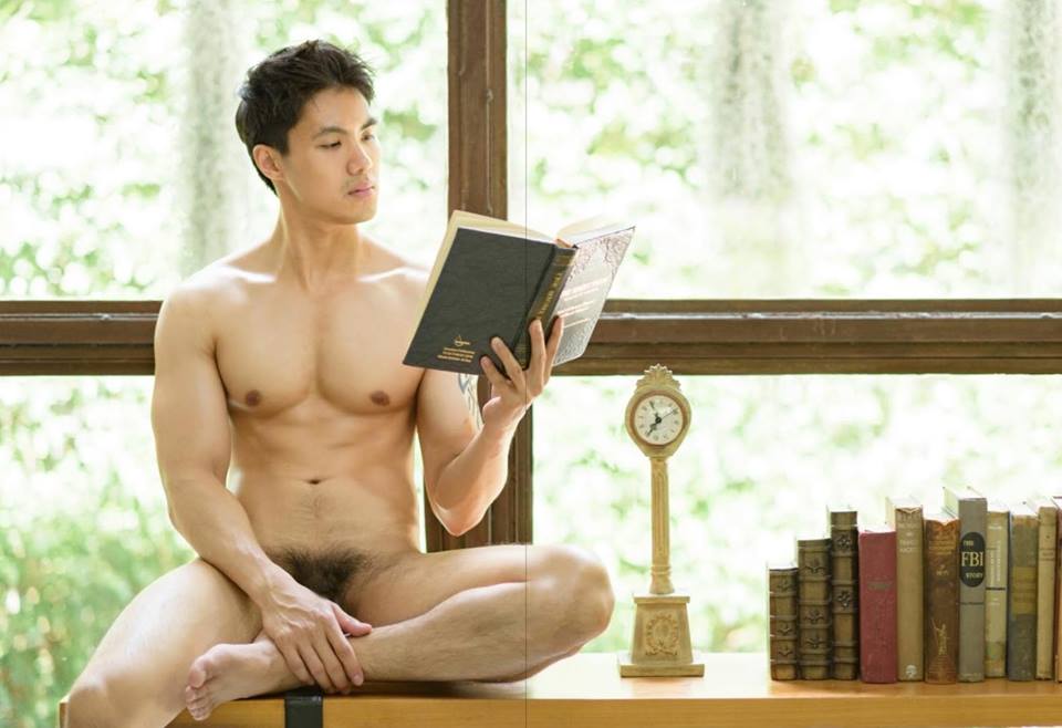 หนุ่มหล่อขึ้นปก 68