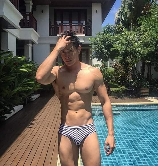 ตู่ จิรัสย์ ๒