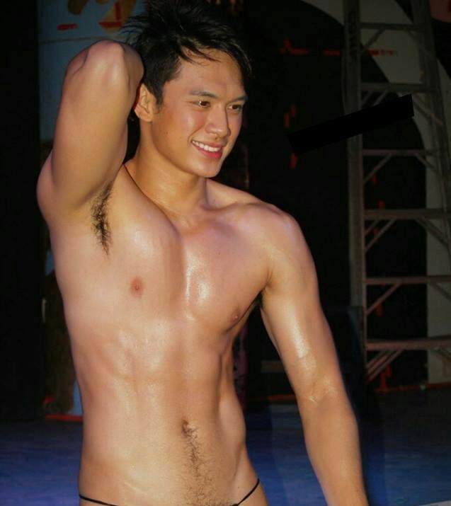 คืนนี้พี่จะนอนกอดใคร ?