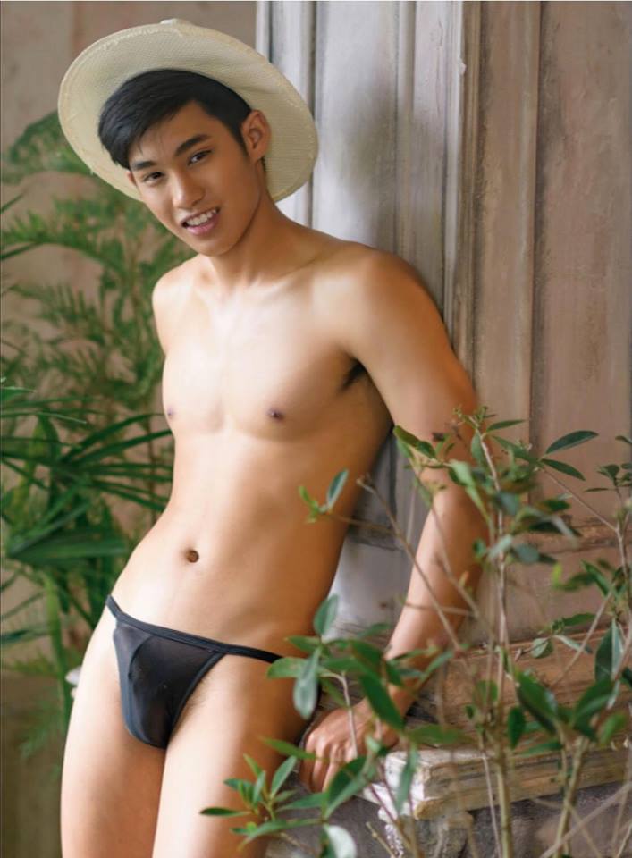 หนุ่มหล่อขึ้นปก 73